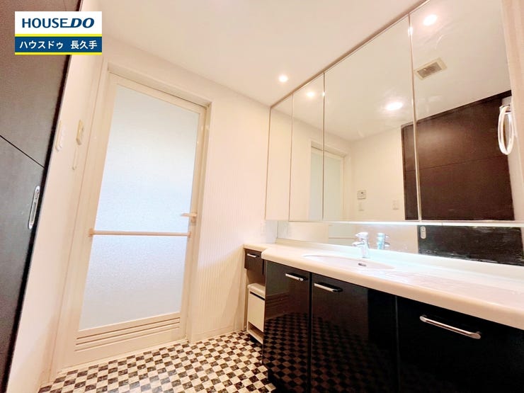 お住まい購入に向けての『質問』・『疑問』。具体的に何を準備をして進めたらいいのか?些細な事でも何でも質問して下さい。安心してお住まいが購入出来るようサポート致します!