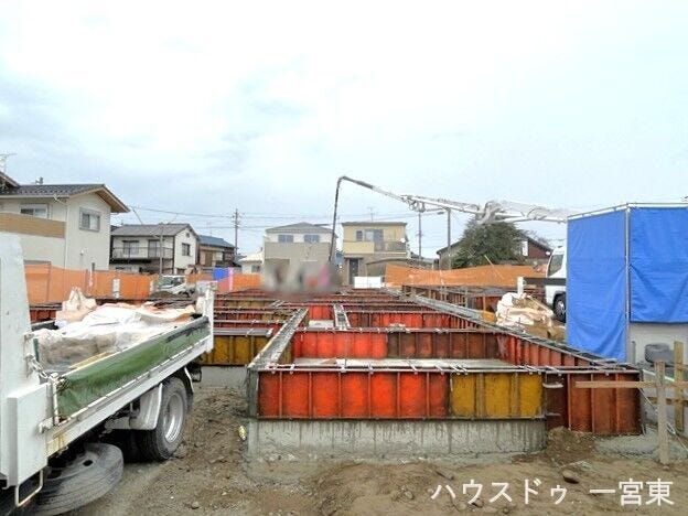 基礎を作り出してます、お家を支える大切な土台です!