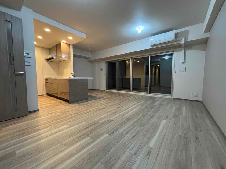 広々としたリビングでお好きな家具を配置できます。