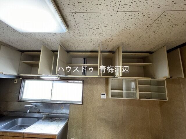 キッチン吊戸棚