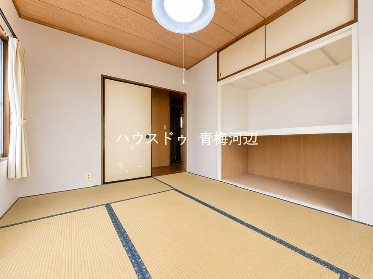 西側6帖和室:畳があることでリラックスできますね。ゆっくりお茶を飲んだり、来客用のスペースとしても活用できます。。※一部CG家具消し加工処理をしています。