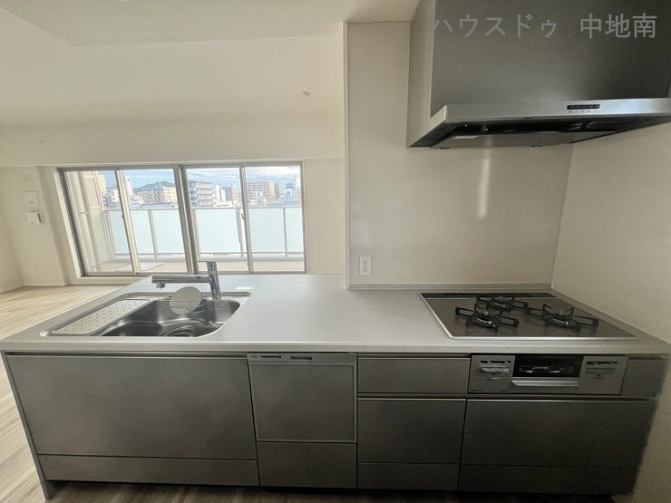 リビングが見渡せるカウンターキッチン♪