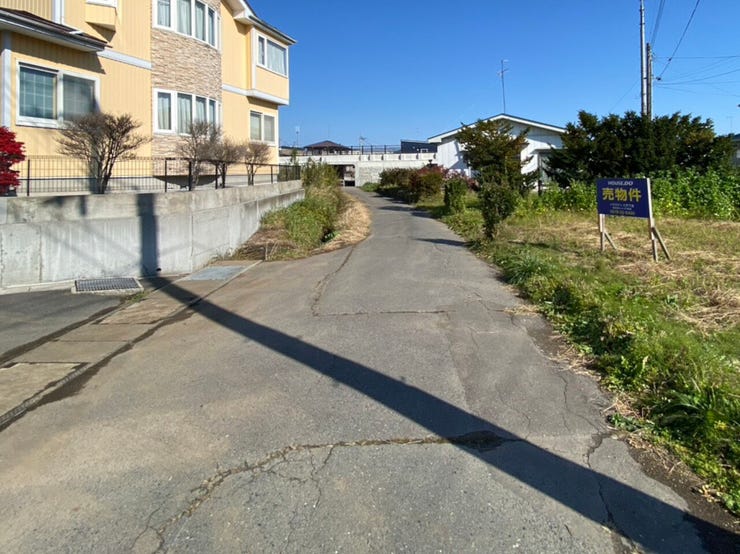 現地(2025年10月)撮影
◎建築条件無し◎
詳細は、ハウスドゥ  八戸下長までお気軽にお問い合わせくださいませ♪