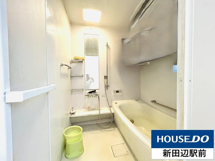 一日の疲れを心地よく癒してくれる浴室には乾燥暖房機がついており雨の日に大活躍。冬の億劫なバスタイムも温かく楽しくなりそうですね。