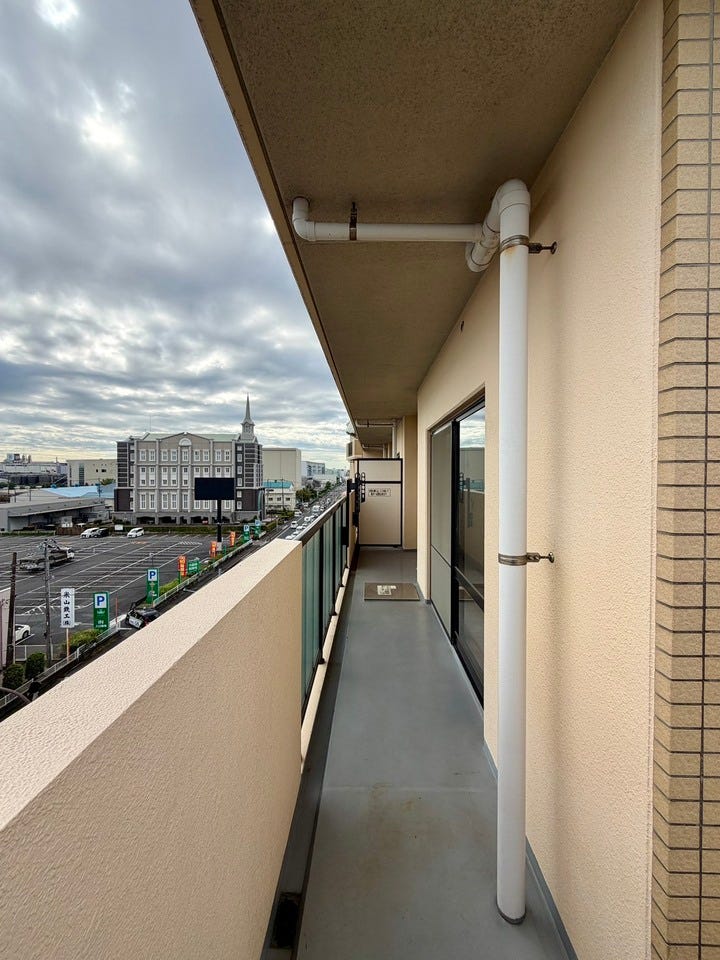 採光と通風のバランスがほどよく、晴れた日には洗濯物が良く乾きます。