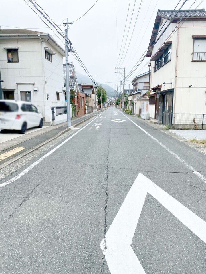 前面道路はゆったり7mあります♪