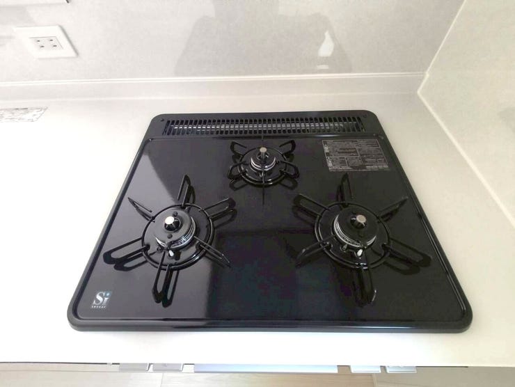 効率よくお料理ができる3口コンロです