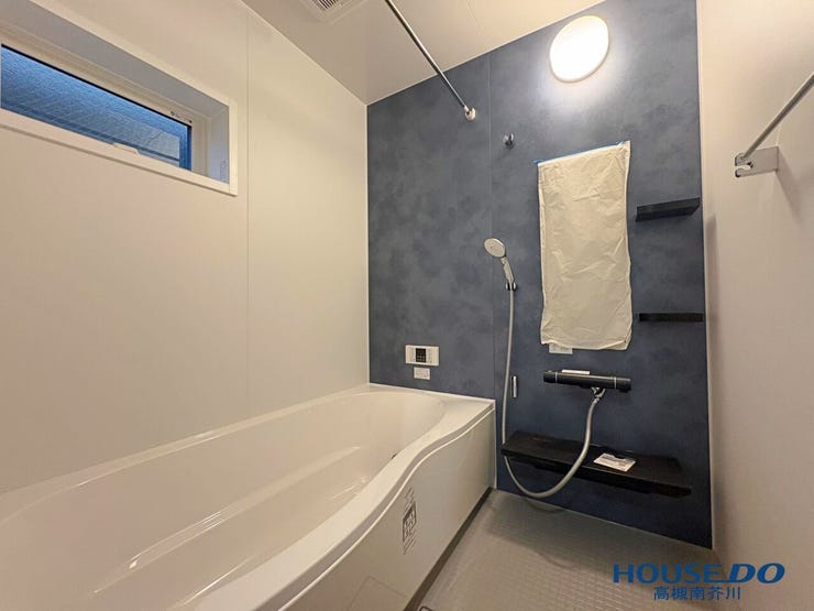 広い浴槽でゆったりしたり、また子供たちとにぎやかに入ったりもできますね。