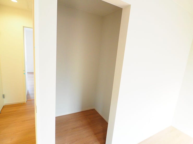 たっぷりの収納スペースで快適に暮らせそう♪