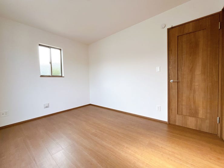 色合いに統一感のある、落ち着いた雰囲気のお部屋です。