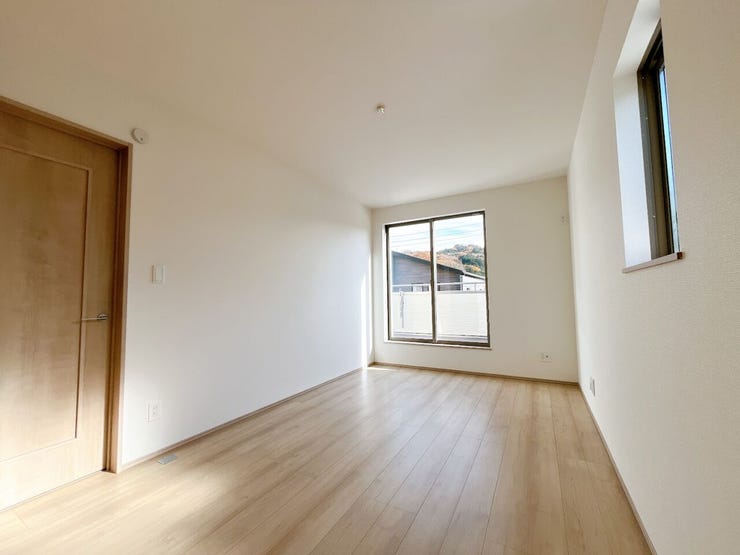 2面採光で風通しの良いお部屋です。