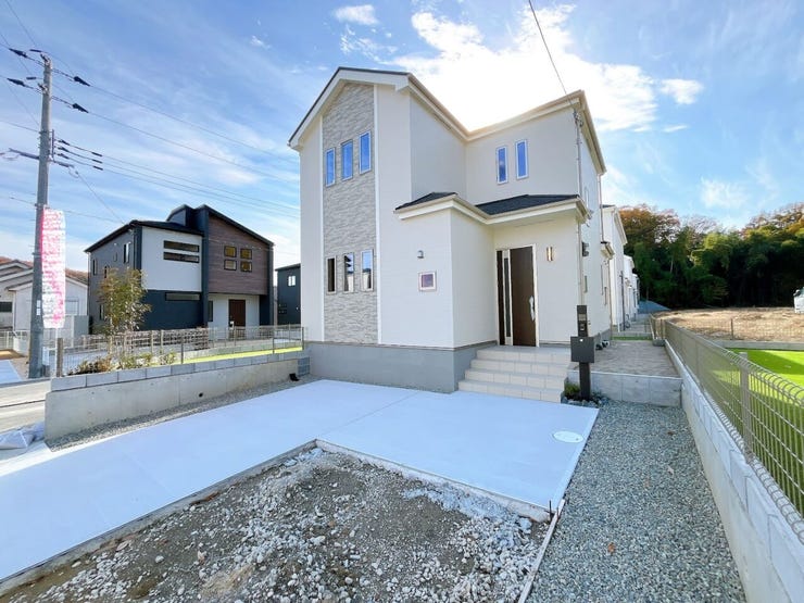 公園の多い地域です。お気に入りの家から足を少し伸ばして、お散歩などでゆったり過ごす時間も有意義です。