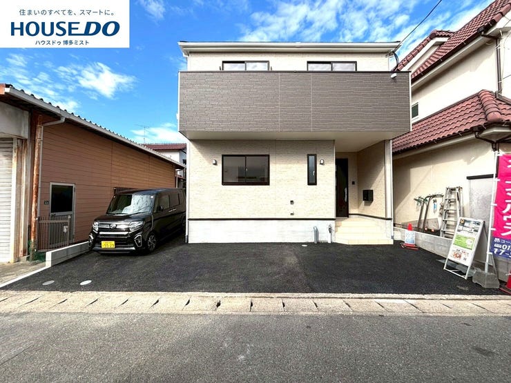 【外観】
【福岡市博多区金の隈 新築戸建て】小さなお子様からシニア世代にも安心のオール電化住宅