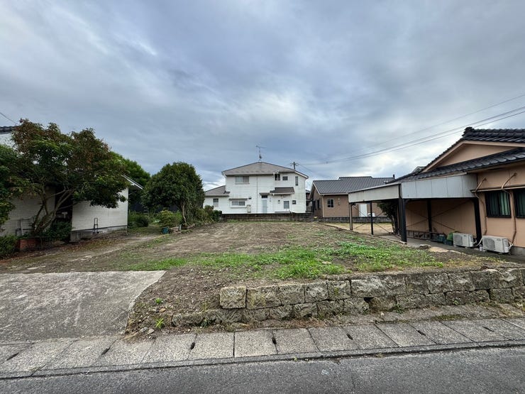 【外観】
※2025年10月現地撮影
土地面積58坪!平屋も建築可能です!