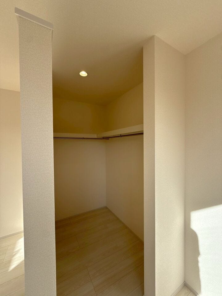 ウォークインクローゼット