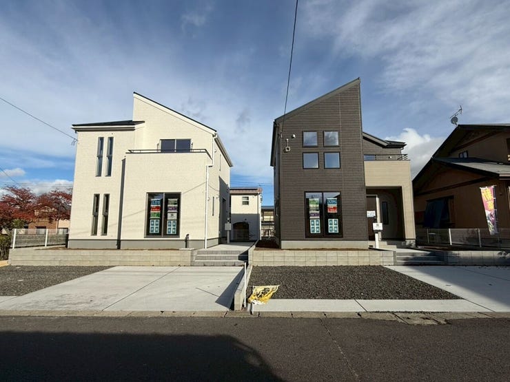 左:1号棟、右2号棟