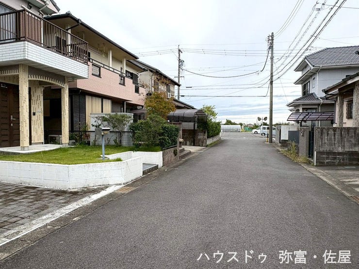 佐屋西小学校約520m・佐屋中学校約800m!通学路はなるべく短い方が安心ですね(^^)