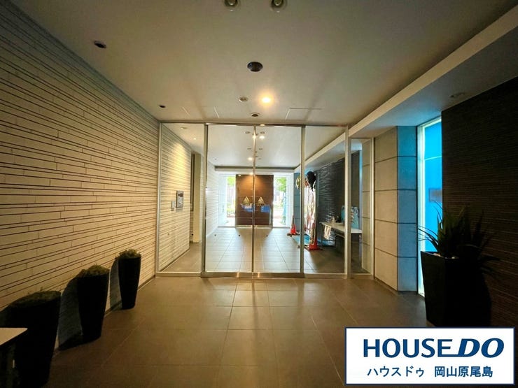 管理の行き届いたエントランスは、安心のオートロック仕様です♪