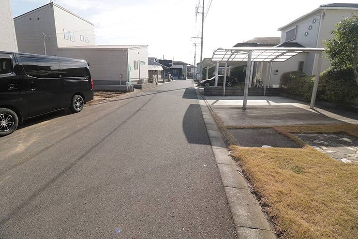 前面道路:西側
幅員:6.0m