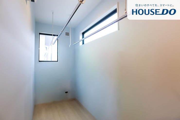 雨の日でも安心!
ランドリースペース。