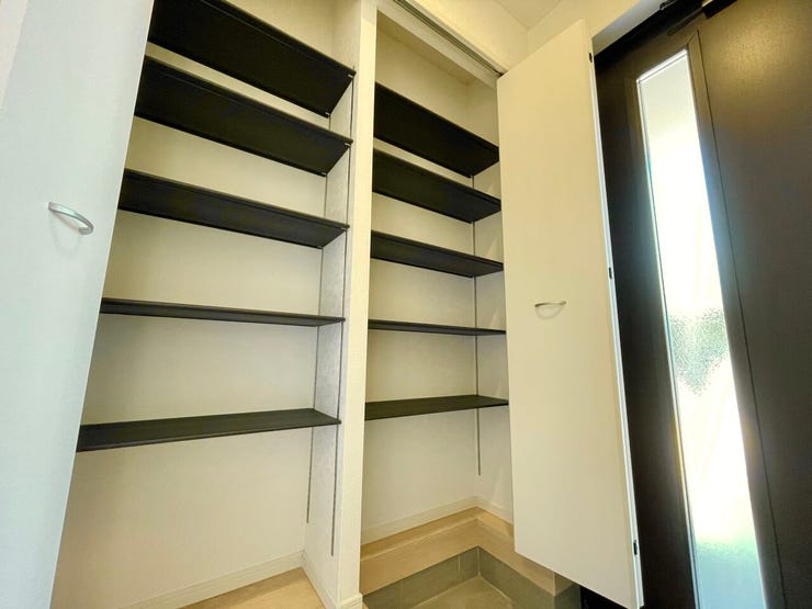 シューズボックス