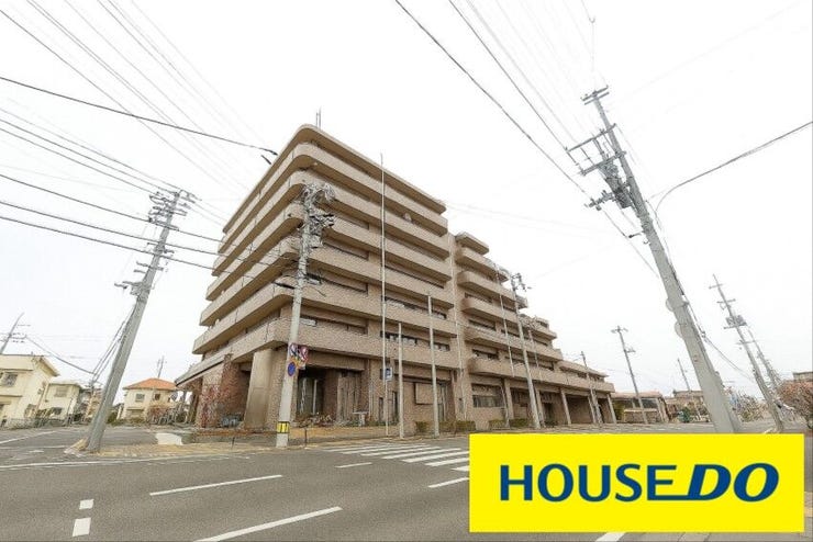 【外観】
【外観】西向きバルコニーで陽当たりも良好◎