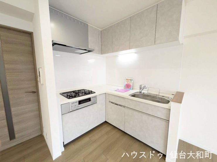 【キッチン】L字のキッチンは作業効率もスペースの活用度もUP