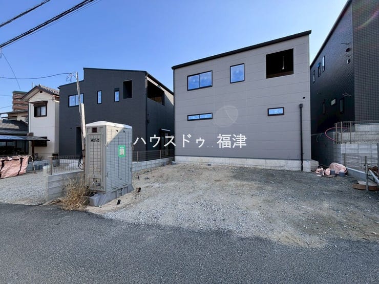 お家が出来ていく過程から楽しんでいただけるよう
写真を随時更新中♪
気になる方は便利な「お気に入り」をご利用ください♪
《古賀市花見東1丁目 新築戸建て》