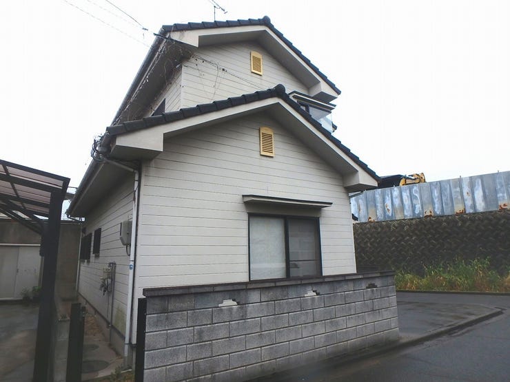 外観を北西側より撮影 2025.10.22 雨天時