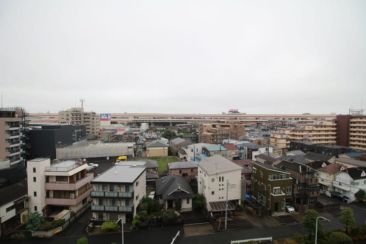 とても心地よい風が入ります。青空を眺めながら一息つける環境です。