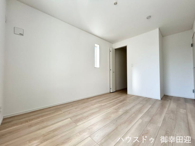 ■□■2階6.5帖主寝室■□■心からリラックスできる静けさ、上質な眠りで、毎日をリセットします。明日への活力を養う空間です。