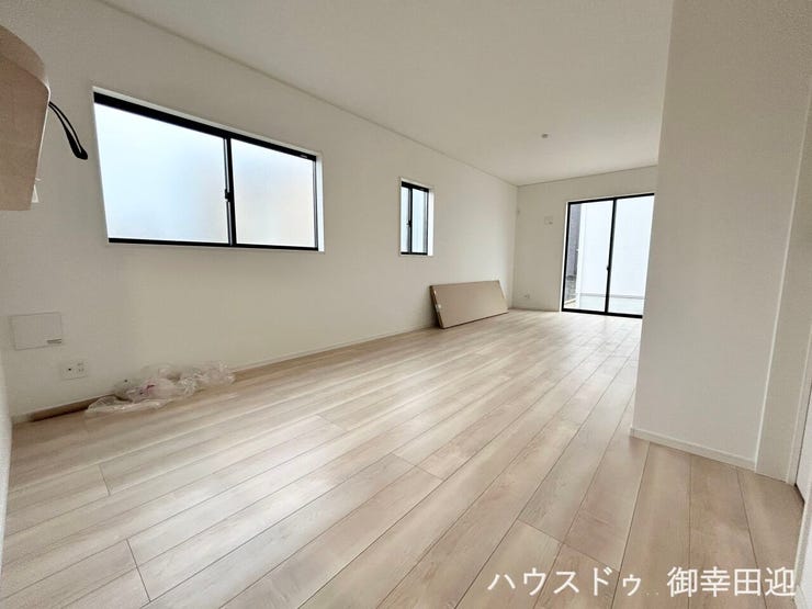 ■□■安らぎと笑顔の中心地■□■
陽光が優しく降り注ぎ、会話が自然と弾む。ここでは、毎日が特別な時間へと変わります。