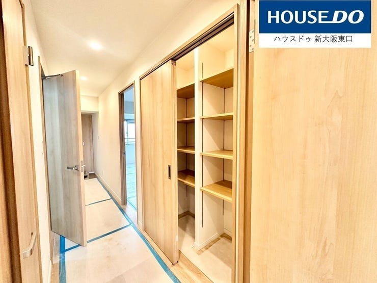 廊下にある収納棚です。