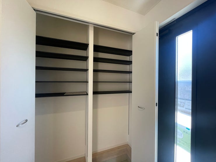 ★玄関収納スペース