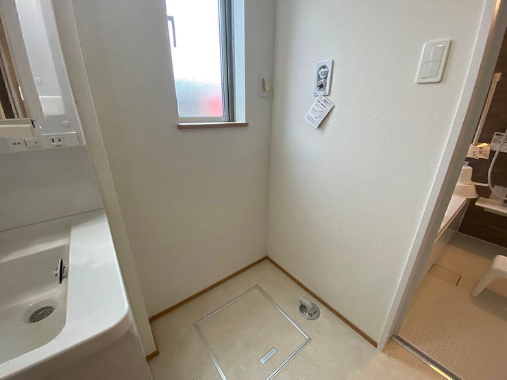 【同型写真】
※色は異なる場合がございます。