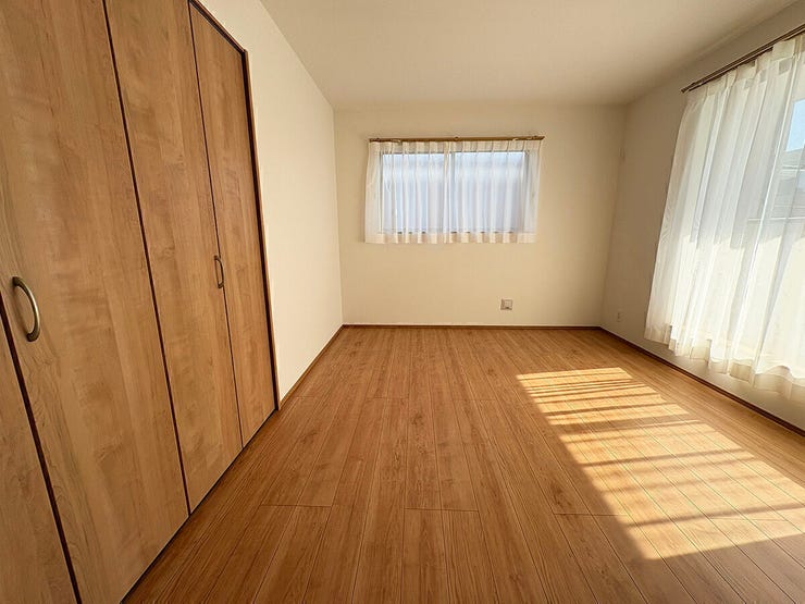 【同型写真】
※色は異なる場合がございます。