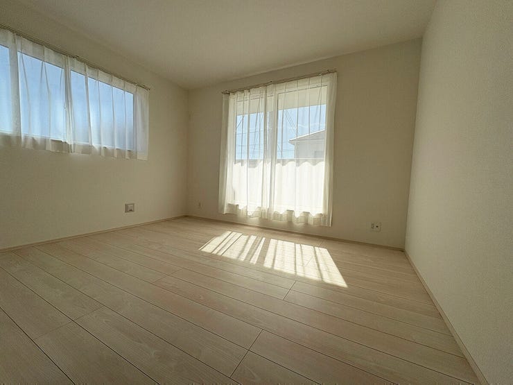 【同型写真】
※色は異なる場合がございます。