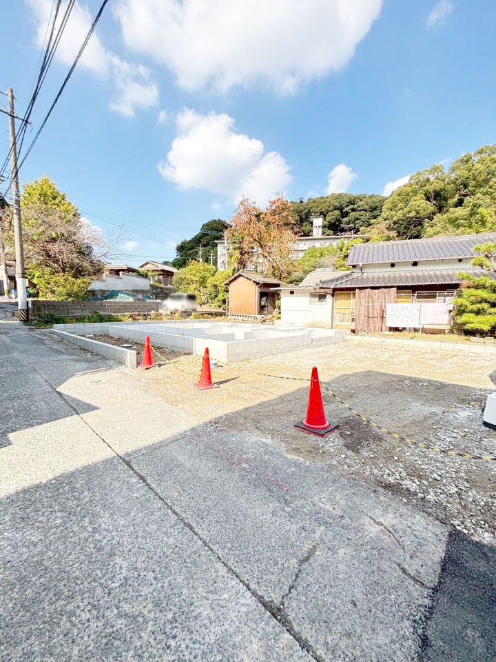 コンビニ・スーパー徒歩圏内♪小倉北区上到津新築戸建て◎駐車場並列2台◎オール電化◎WIC◎SIC