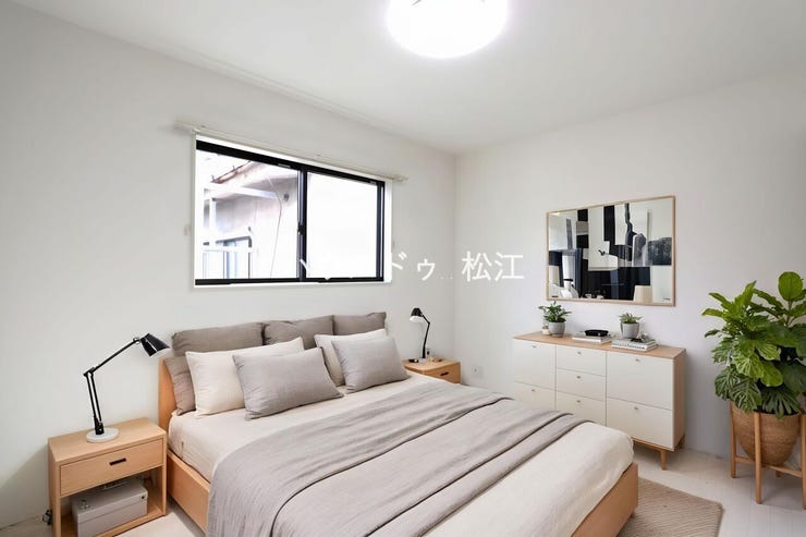 本画像はAI加工を施しており、実際に現地に
家具は置かれておりません。
また、価格に家具は含まれておりません。