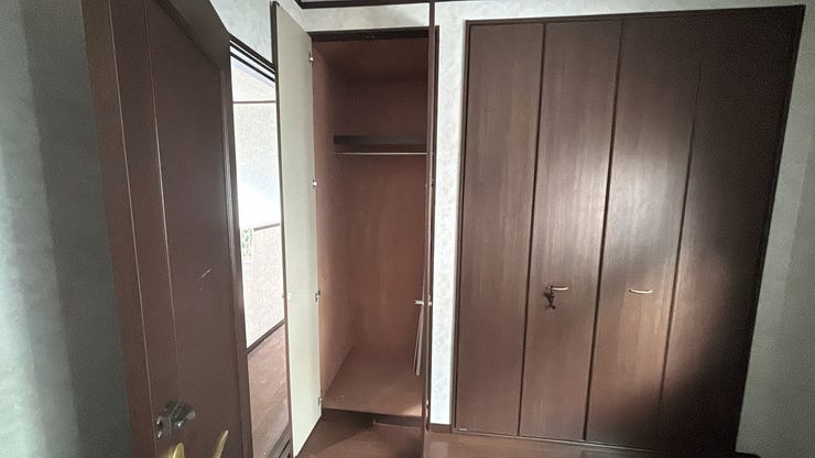 掃除用具やカー用品など、色々な荷物を収納頂けます。