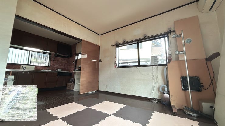 優しい色合いの室内です。
統一感があり、空間がより広く感じられます。