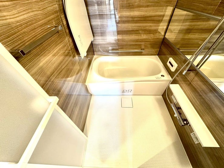 【Bathroom】リラックスできる空間で、一日の疲れを癒し、心身共にリフレッシュできます。