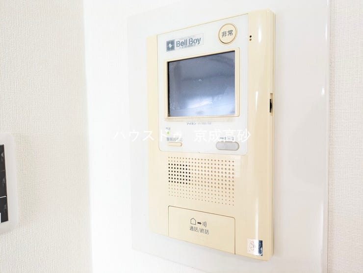 来訪者の確認をして対応出来るTVモニター付インターホン!お子さまのお留守番にも安心ですね!