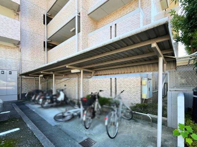駐輪場
(2025年10月30日 撮影)