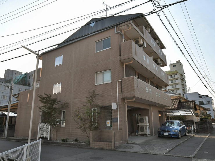 外観を北西側より撮影