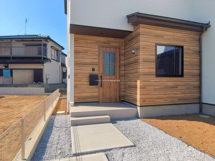 ◎玄関ポーチ(2/4撮影)