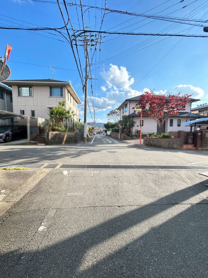 【閑静な住宅街】春日市一の谷の新築戸建♪春日西小・中学校♪都市ガス♪LDK15帖以上♪トイレ二カ所♪