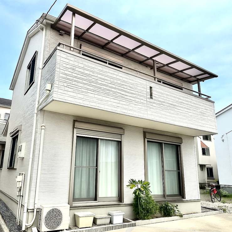 【外観】
【中古戸建 緑区大字中尾】
ご家族にも嬉しい4LDKの間取り♪各居室収納あり!充実した周辺環境