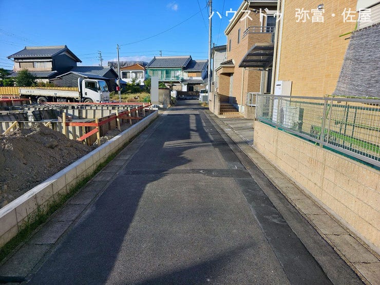 東側公道幅員約4.0m☆