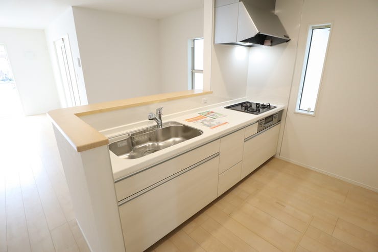 ◇キッチン◇ 同仕様
使い勝手の良いカウンターシステムキッチン♪
家事がはかどりそうです♪